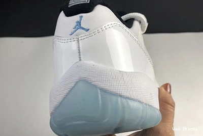 Air ”Legend 11 Blue“ Jordan 700 Sleek Low AV2187-117 0807